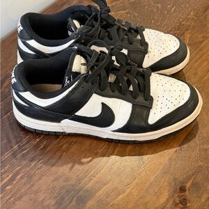 Nike Dunk Low Retro "Panda" sneakers Youth Big Boy or Girl 5.5